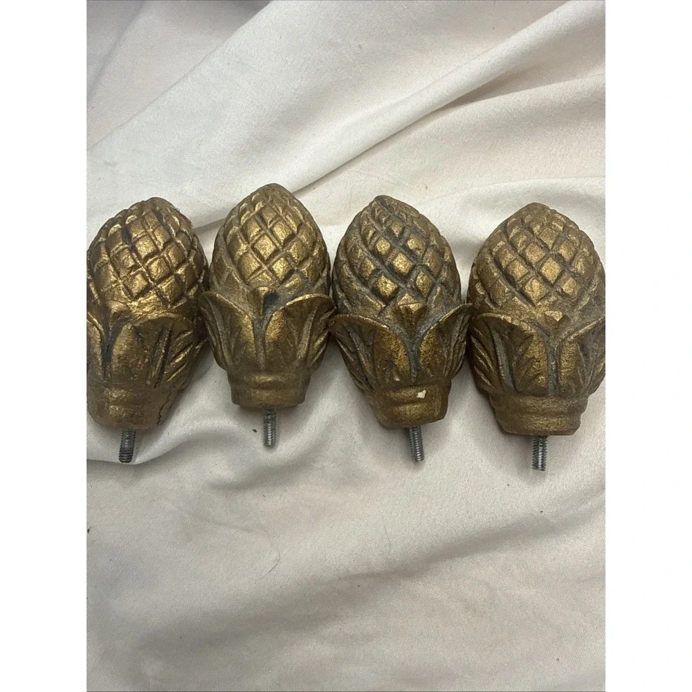 VTG Pineapple PineCone Gold Leaf Leaves Detailed Resin 3